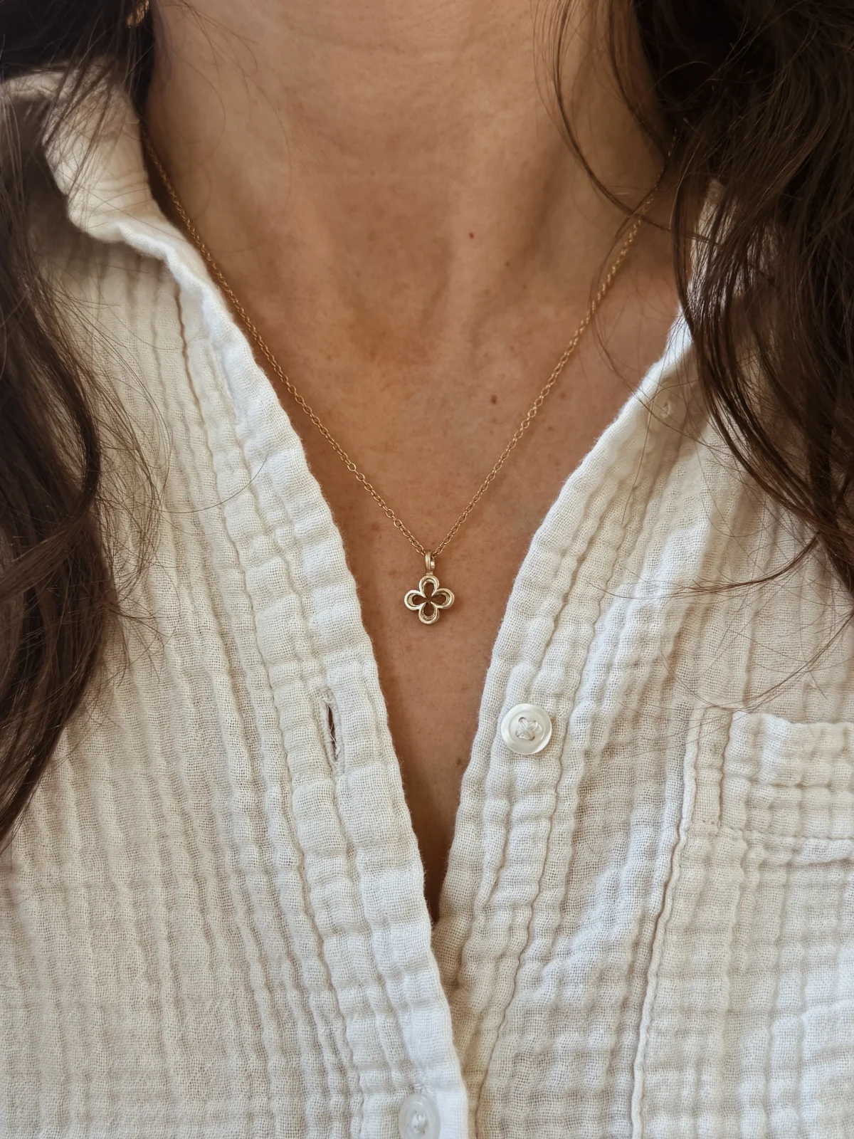 14K GOLD QUATREFOIL PENDANT — SMALL - Image 2