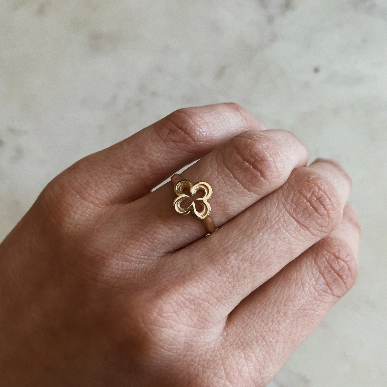 14K GOLD QUATREFOIL RING - Image 2