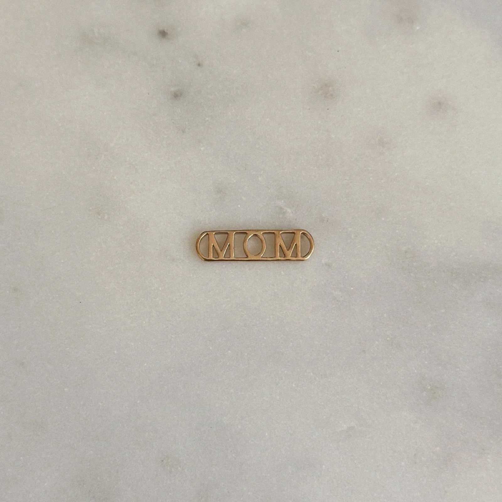 ARCHIVE — MOM PENDANT - Image 2