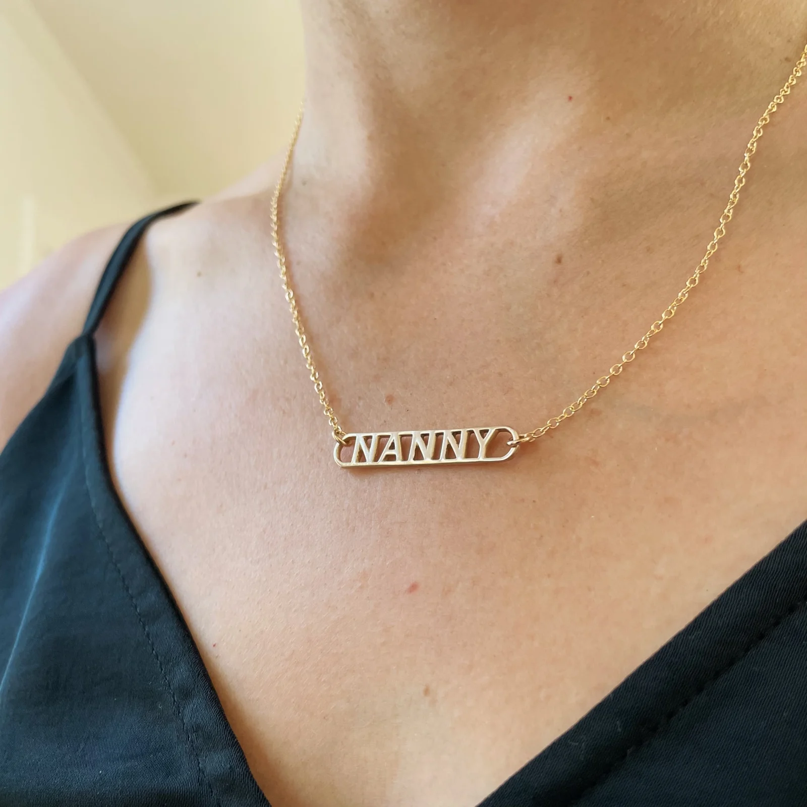 ARCHIVE — NANNY PENDANT - Image 2