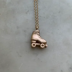 ARCHIVE — ROLLER SKATE PENDANT