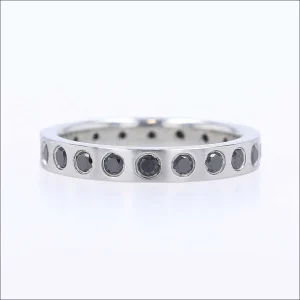 Black Diamond Flush Set Eternity Band Platinum 0.76cttw