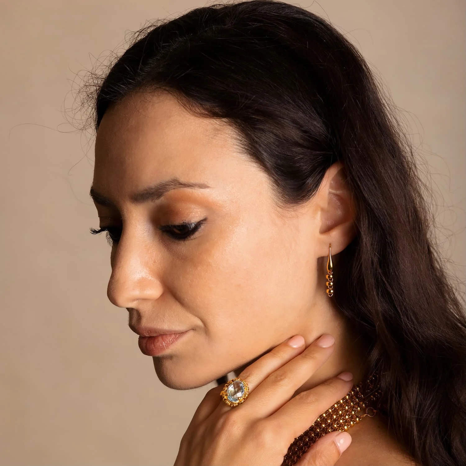 Ciambelle 5mm Earrings in Gold, Short - Image 2