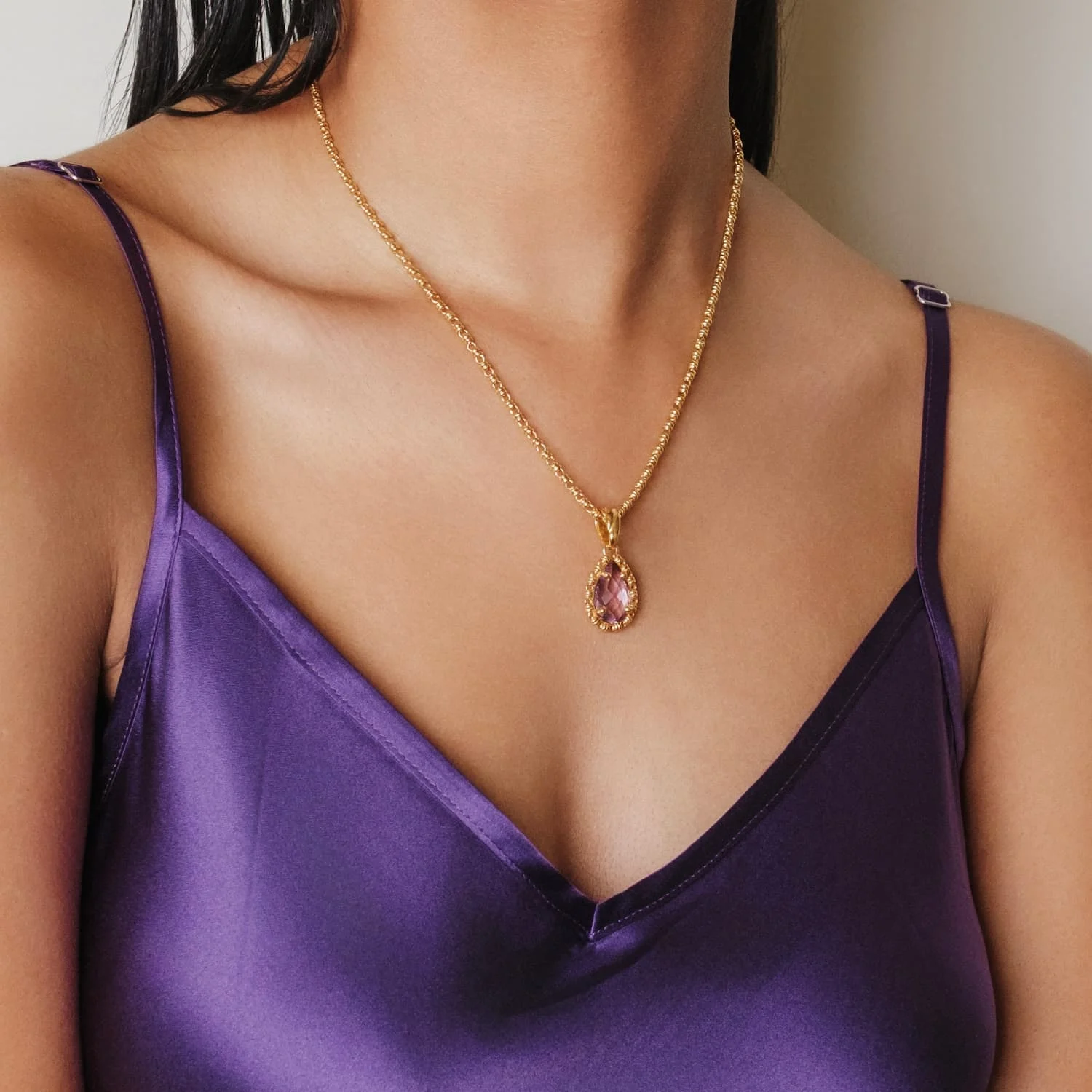 Drop Pendant in Gold with Amethyst, Small