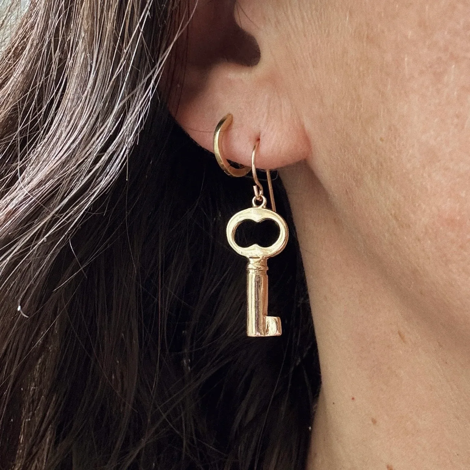 KEY EARRINGS - Image 2