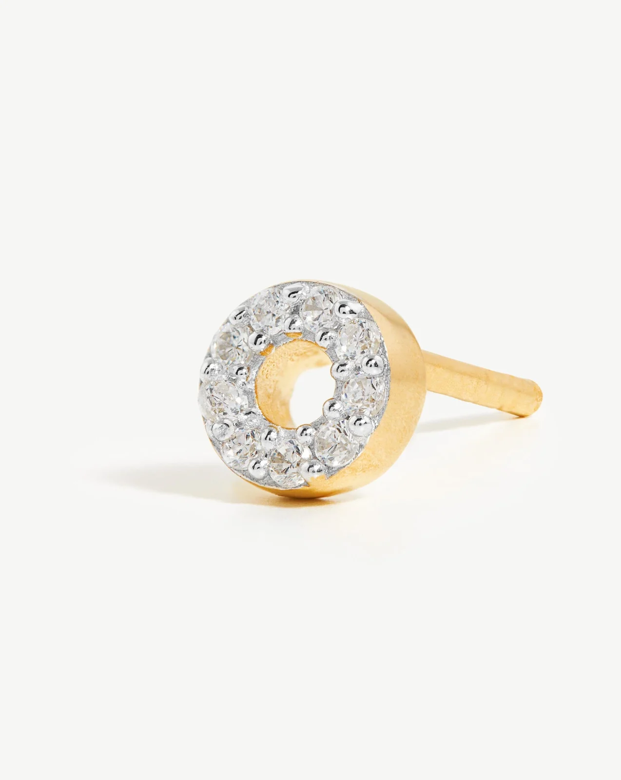 Pave Initial Single Stud Earring - Initial O | 18ct Gold Vermeil/Cubic Zirconia - Image 2