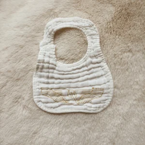 PELICAN BIB