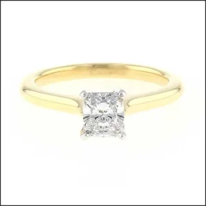 Radiant Diamond Cathedral 4 Prong Solitaire Engagement Ring 18KY Platinum