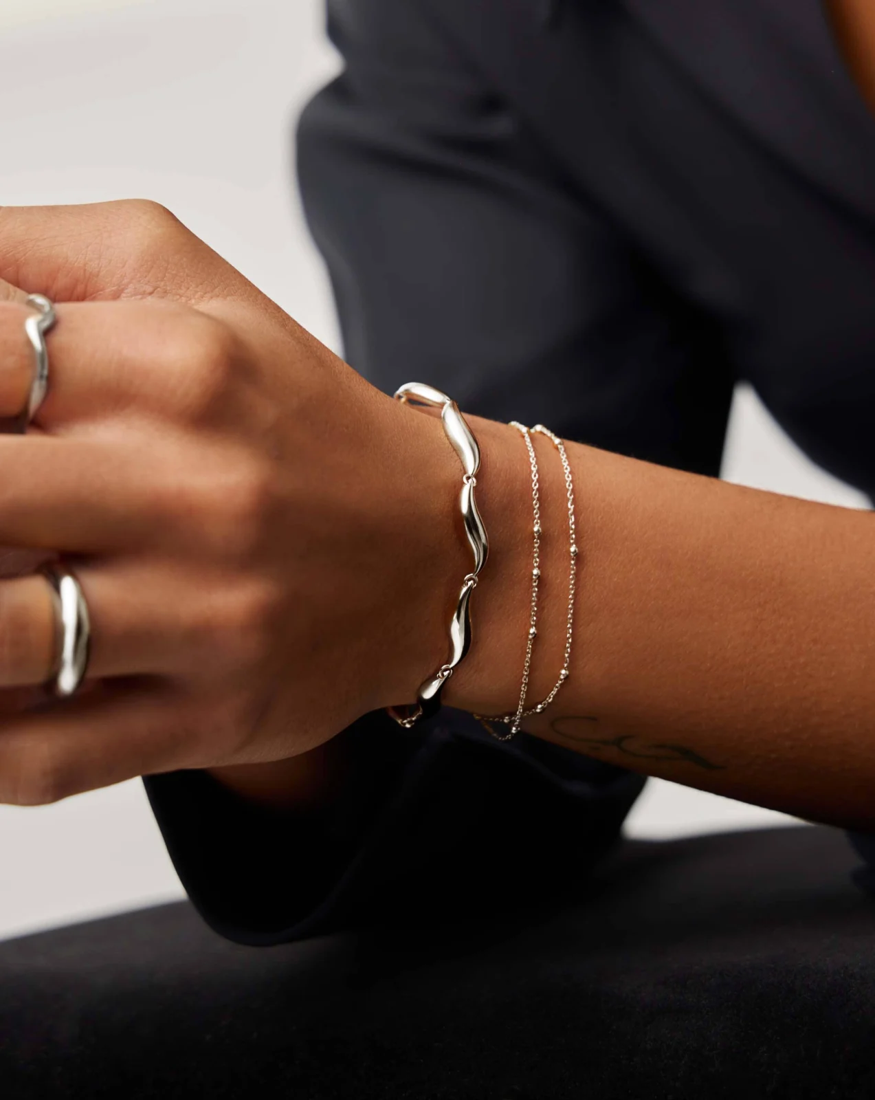 Savi Signature Link Chain Bracelet | Silver Plated - Image 2