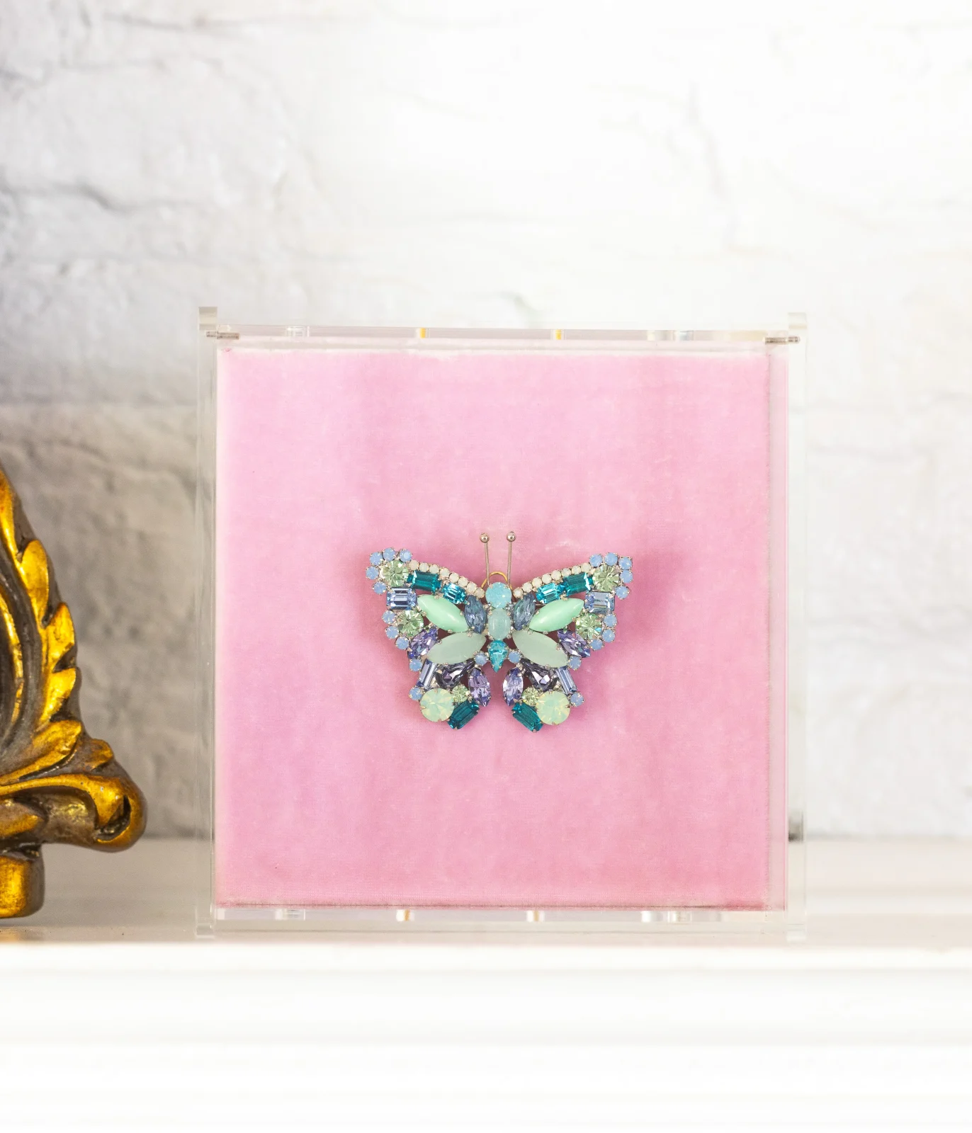 Small Butterfly in Blue Opal / Light Sapphire / Chrysolite Opal - Image 2