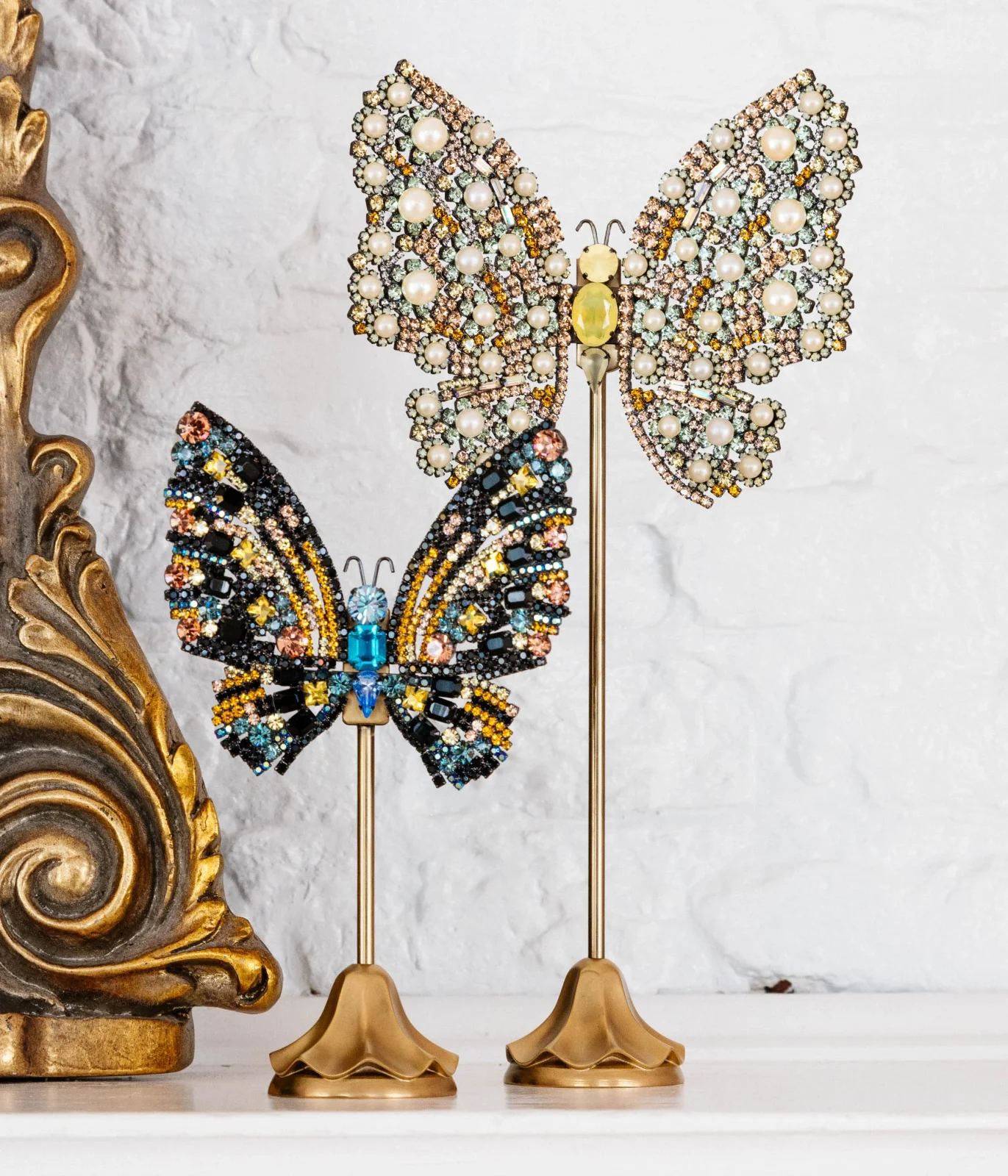 X-Large Empress Butterfly Pearl / Chrysolite / Light Peach - Image 2
