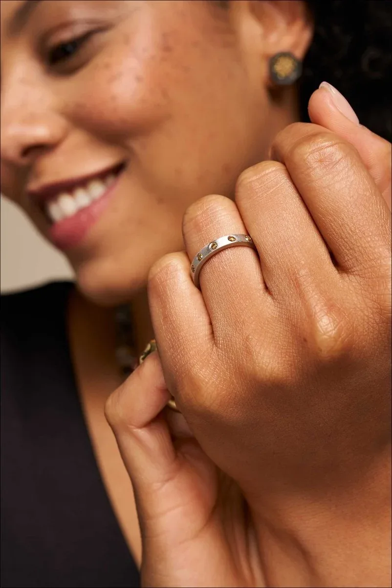 Yellow Diamond Flush Set Band Platinum